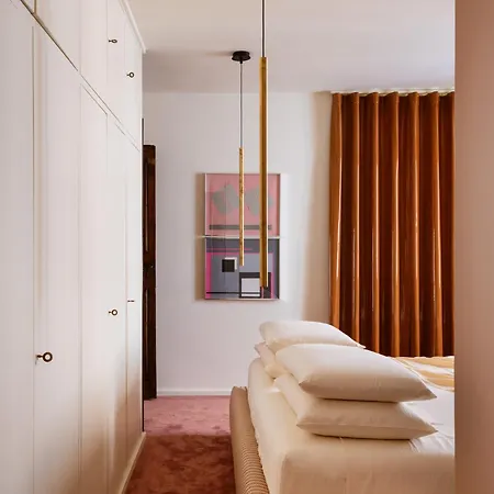 House Of Allora 4*