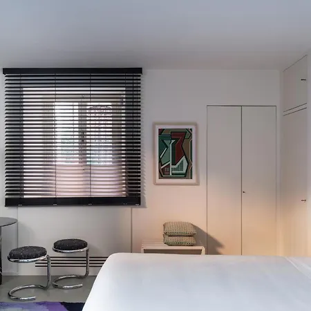 House Of Allora 4*