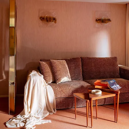 House Of Allora 4*